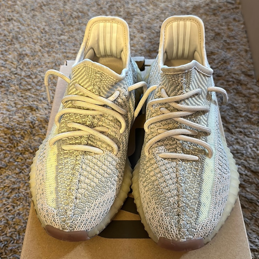 Yeezy 350 boost v2